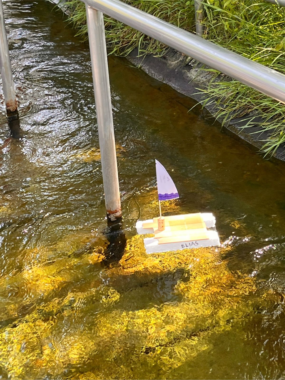 Wir lassen unsere Schiffe schwimmen